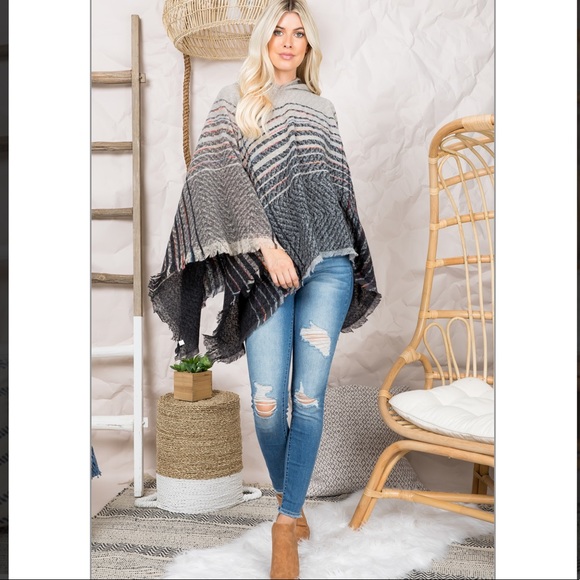Two Tone Hooded Poncho - Picture 5 of 9
